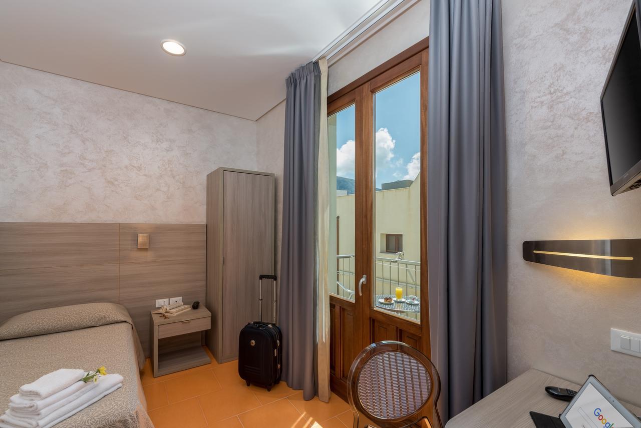 Hotel Biancolilla San Vito Lo Capo Esterno foto